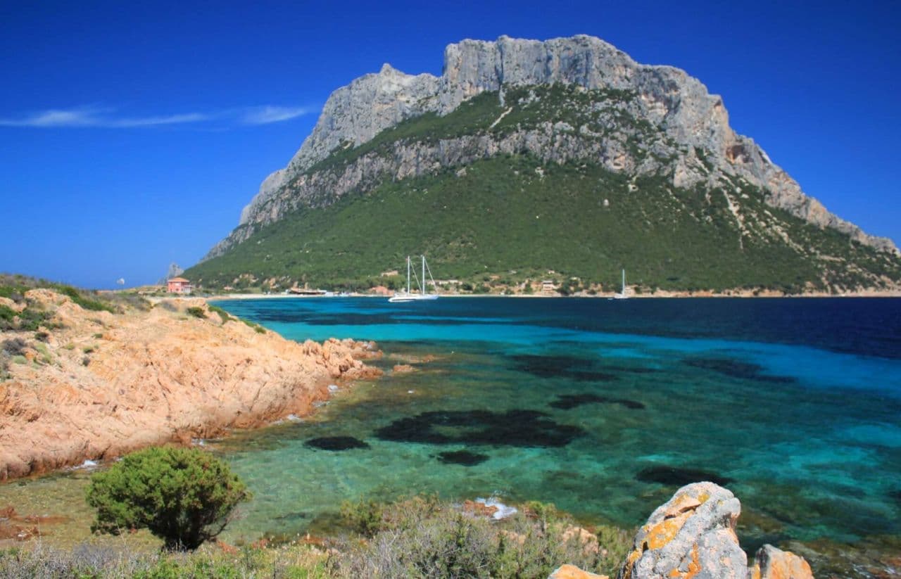 Cala Finanza, il Governo revoca l'autorizzazione: si ferma il resort di lusso davanti a Tavolara