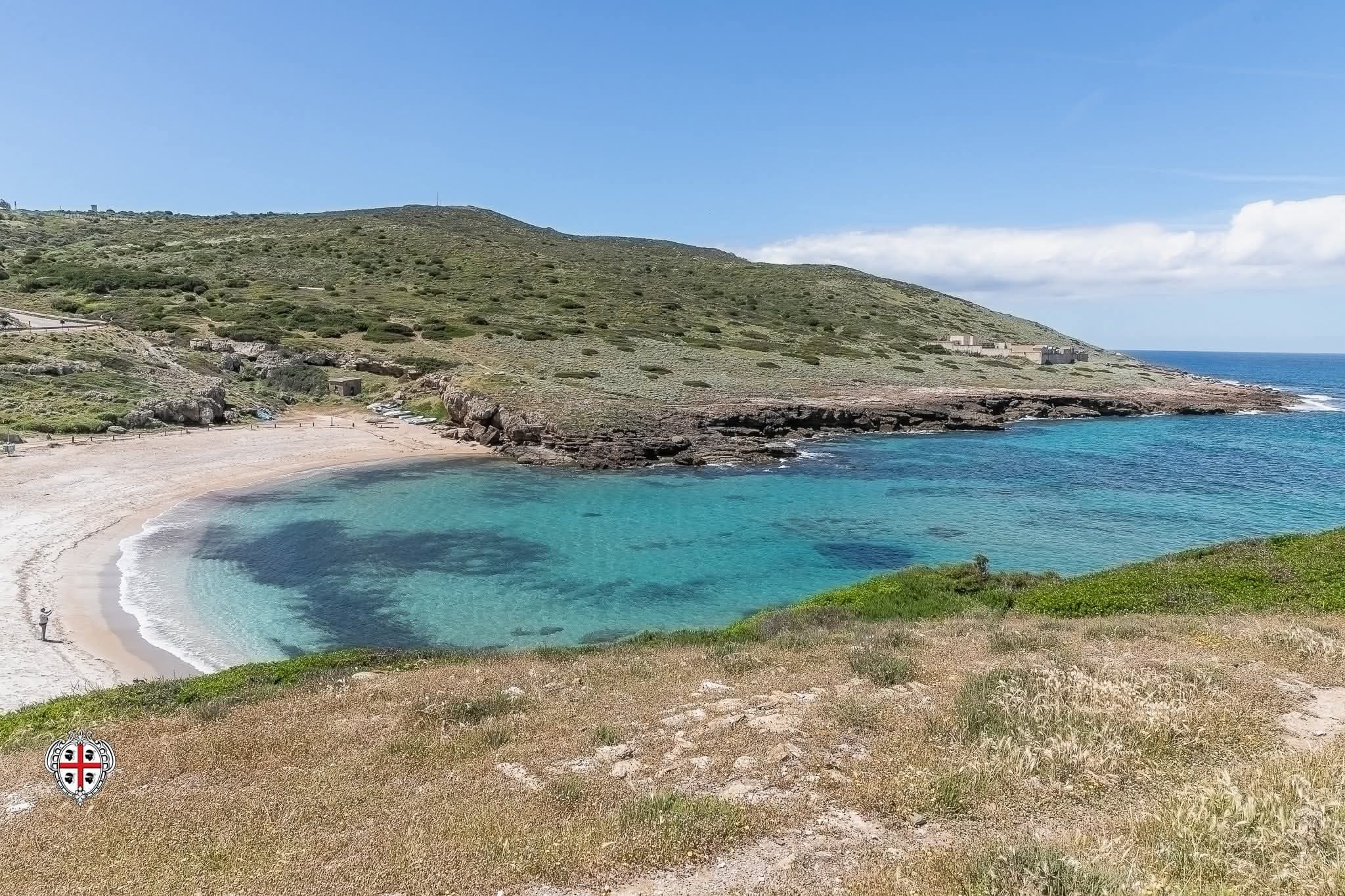 Camperisti Stranieri Multati ad Argentiera e Porto Palmas per Campeggio Abusivo e Degrado Ambientale